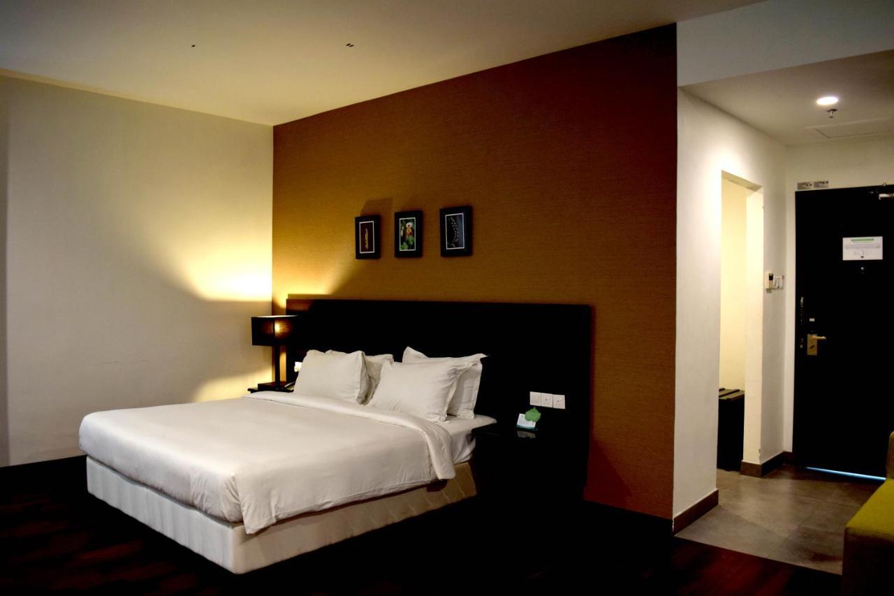 Lazenda Hotel Labuan Zewnętrze zdjęcie
